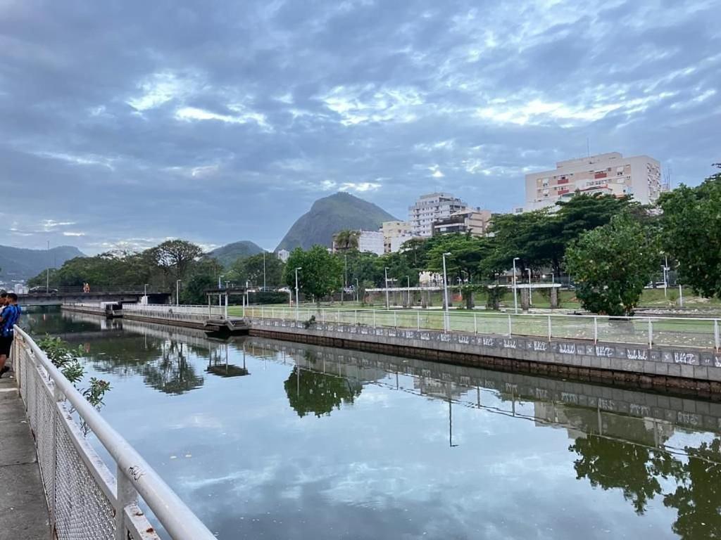 Boutique Leblon - 4 Pessoas, Conforto E Praia Apartamento